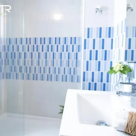 Large Complete Apartment, In The Center With Balcony * Santiago de Compostela