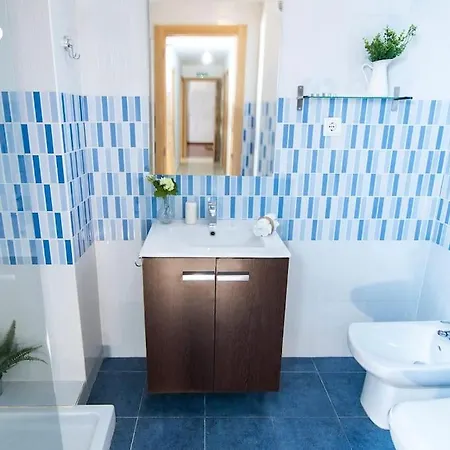 Apartman Large Complete Apartment, In The Center With Balcony
