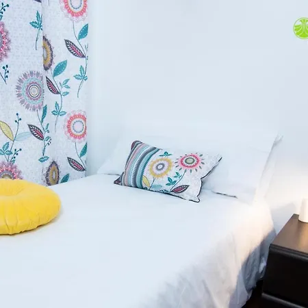 Large Complete Apartment, In The Center With Balcony Apartamento *