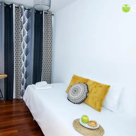 Large Complete Apartment, In The Center With Balcony Apartman