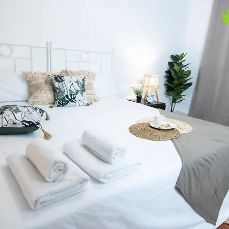 Apartman Large Complete Apartment, In The Center With Balcony Santiago de Compostela
